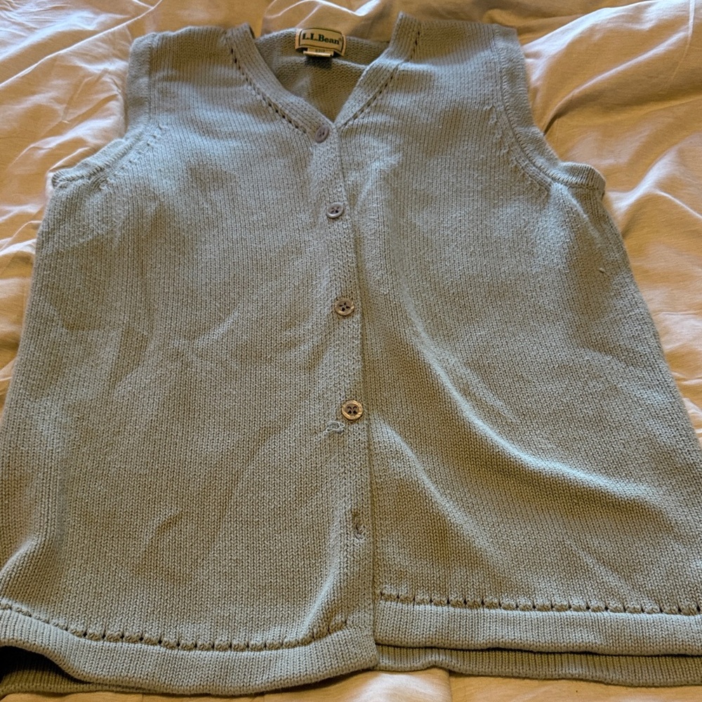L.L. Bean Women's Gray V-Neck Sweater Vest